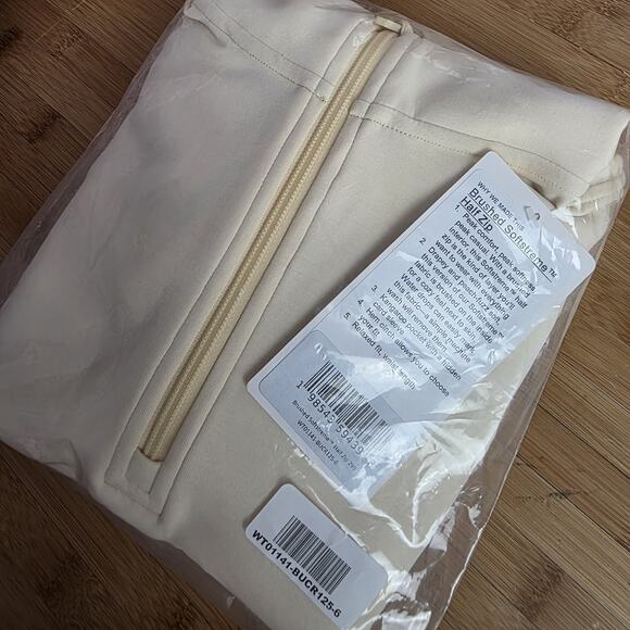 Lululemon Size 6 Brushed Softstreme Half Zip Butter Cream Oversized Peloton - Picture 4 of 5